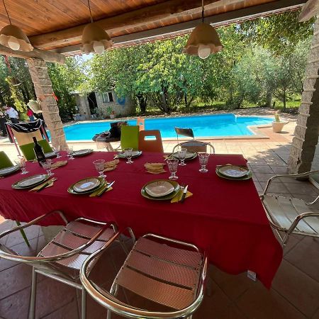 Loft Mansardato Con Giardino E Piscina In Villa Privata Loft With Garden And Swimming Pool In A Private Villa Sestu Exteriör bild
